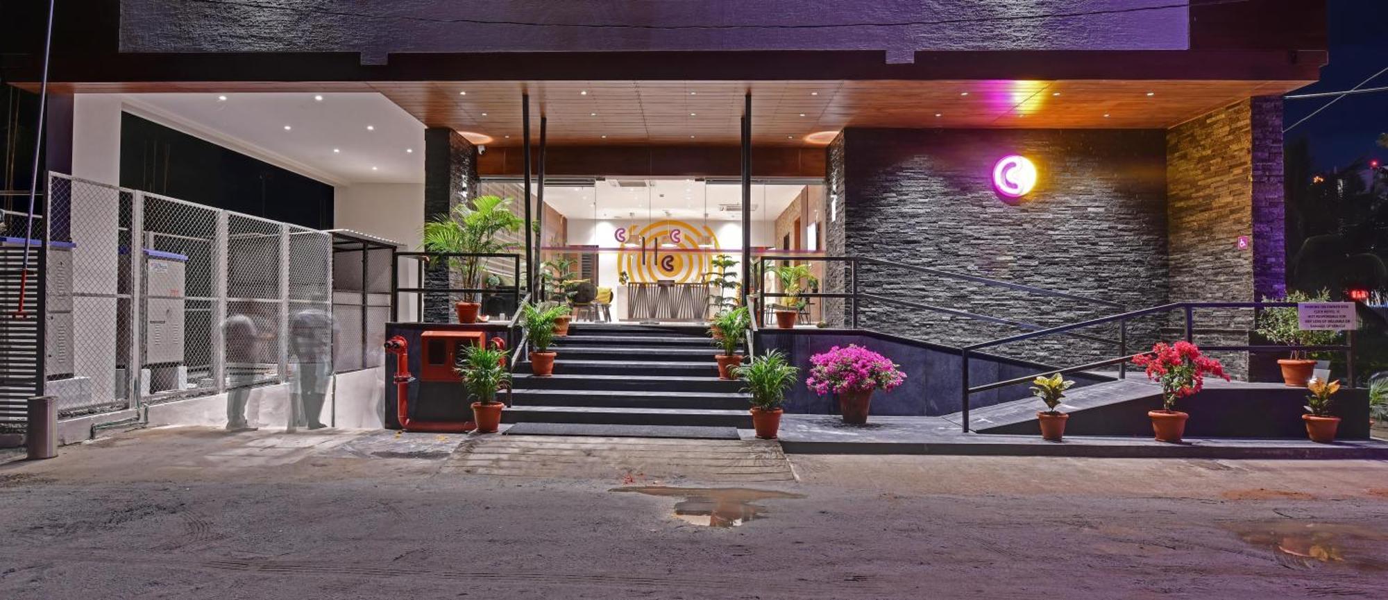 Click Hotel Vista-International Airport Dod Jala 외부 사진