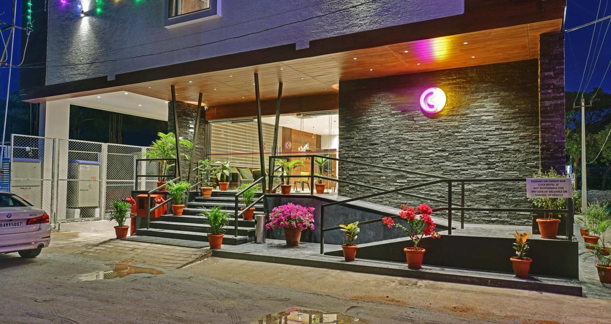 Click Hotel Vista-International Airport Dod Jala 외부 사진