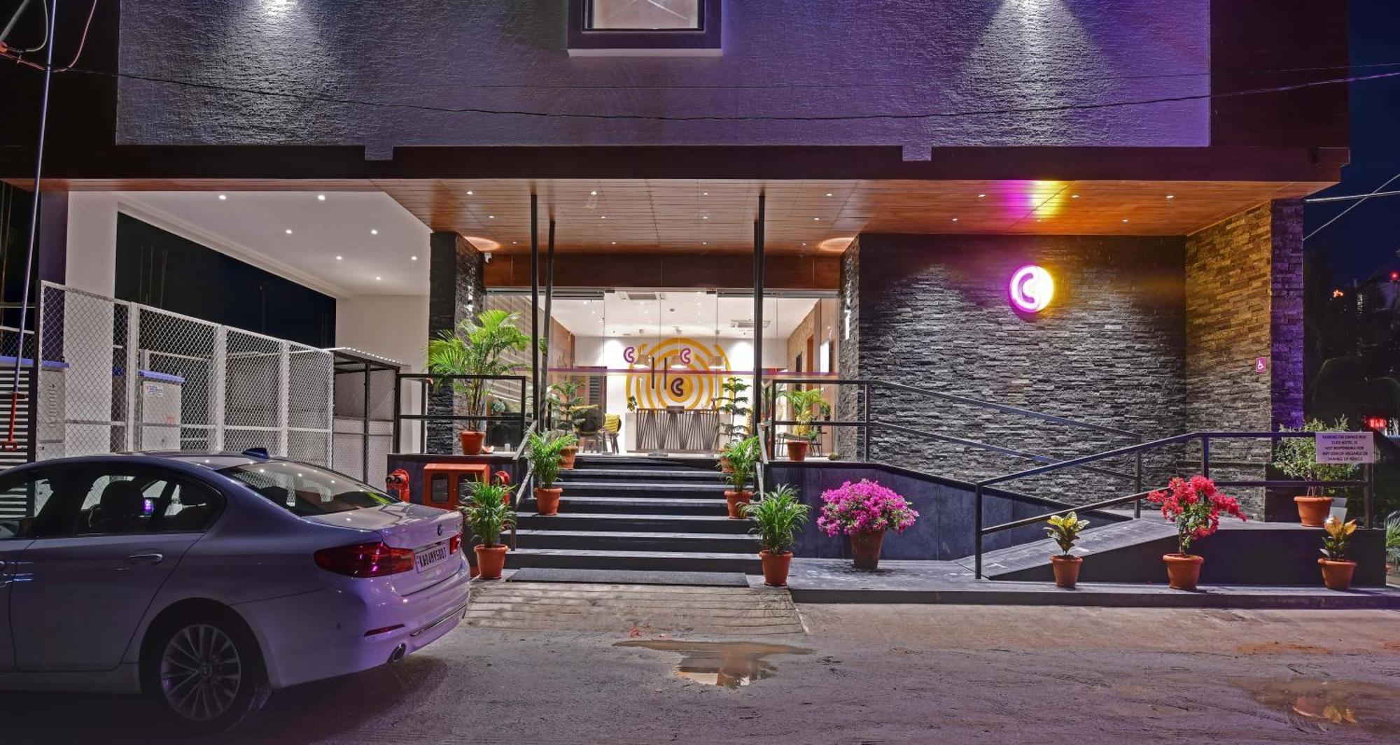Click Hotel Vista-International Airport Dod Jala 외부 사진