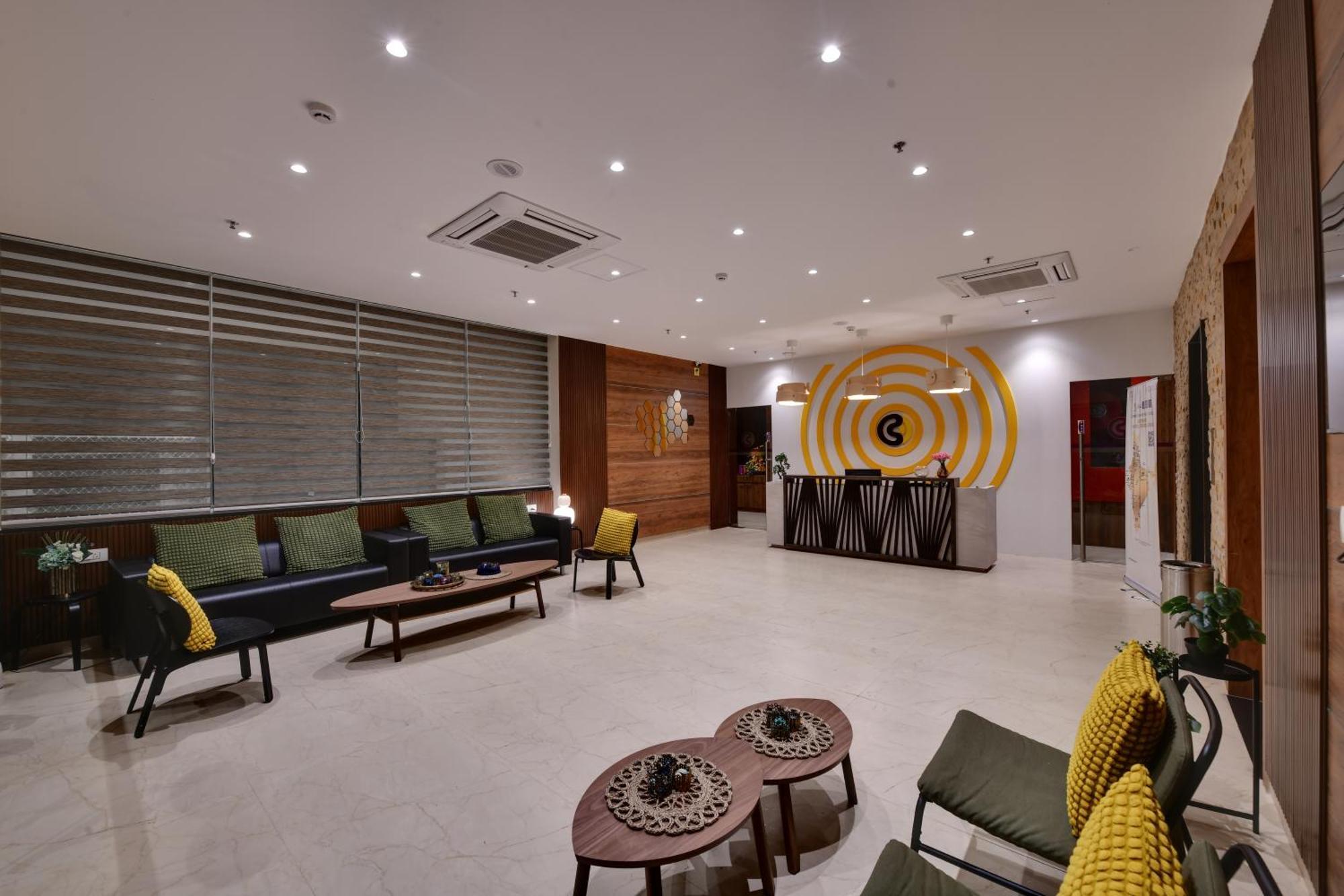 Click Hotel Vista-International Airport Dod Jala 외부 사진